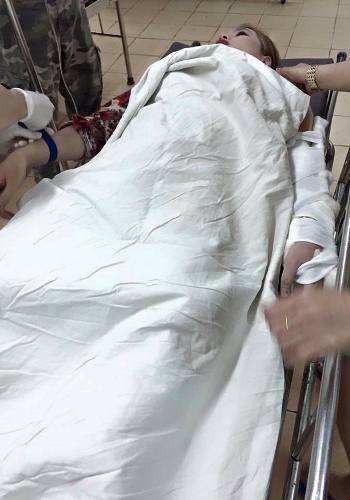 Chị Trang l&uacute;c vừa nhập viện cấp cứu