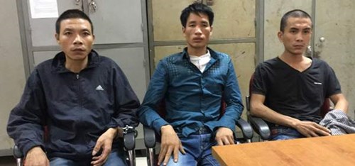 tạm giữ h&igrave;nh sự 3 đối tượng để điều tra về h&agrave;nh vi trộm cắp t&agrave;i sản