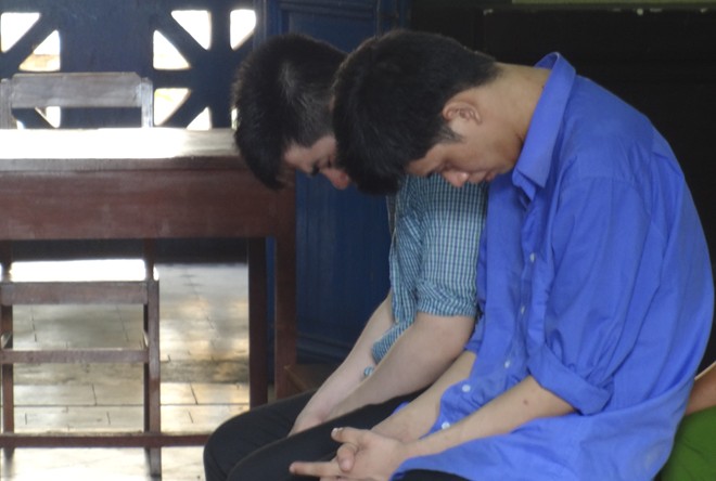 X&eacute;t xử kẻ c&ocirc;n đồ giết mẹ, đ&aacute;nh con trọng thương l&agrave; một trong những tin tức ph&aacute;p luật mới nhất h&ocirc;m nay