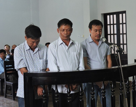 Trong những tin tức ph&aacute;p luật mới nhất h&ocirc;m nay c&oacute; vụ nguy&ecirc;n ph&oacute; ch&aacute;nh giao th&ocirc;ng ngồi t&ugrave; v&igrave; nhận hối lộ.