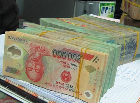 Điều tra ban đầu cho thấy c&aacute;c đối tượng đ&atilde; bắt đầu biển thủ tiền 13Win. app không bị chặn từ năm 2010 đến nay