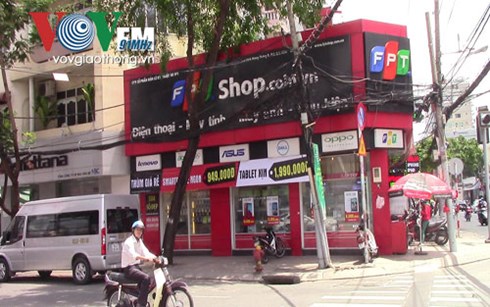 Cửa h&agrave;ng FPT nơi xảy ra vụ việc, theo những tin tức ph&aacute;p luật mới nhất h&ocirc;m nay