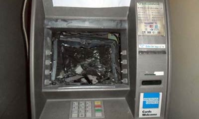 Tin tức ph&aacute;p luật mới nhất c&acirc;y ATM bị trộm gần 1 tỷ đồng trong đ&ecirc;m