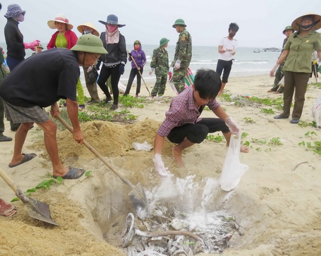 Ng&acirc;n h&agrave;ng Nh&agrave; nước Việt Nam đ&atilde; c&oacute; văn bản y&ecirc;u cầu c&aacute;c tổ chức t&iacute;n dụng hỗ trợ ngư d&acirc;n l&agrave; một trong những tin tức thời sự nổi bật 24h qua