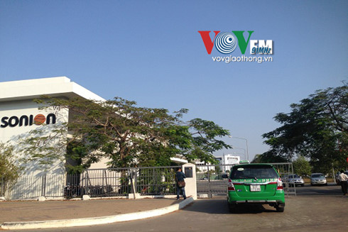 Tin tức trong ng&agrave;y 13/3: Người vứt xe th&aacute;o chạy v&igrave; vật thể giống lựu đạn