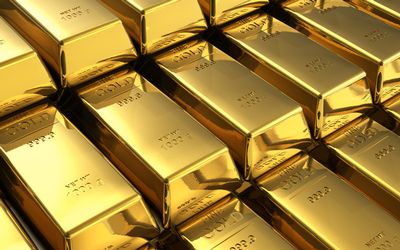 Tin tức trong ng&agrave;y 13/4: X&aacute;c minh sinh vật giống đỉa l&uacute;c nh&uacute;c trong quần &aacute;o