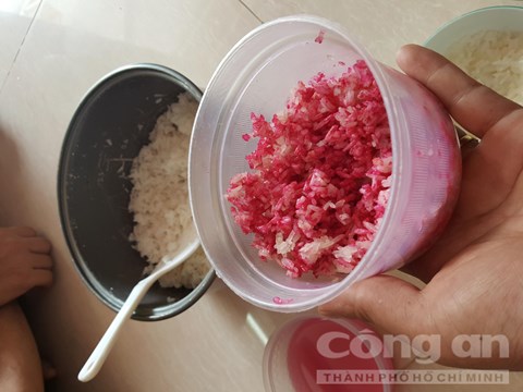 Tin tức trong ng&agrave;y 16/4: Rụng t&oacute;c, phồng da đầu v&igrave; dầu gội kh&ocirc;