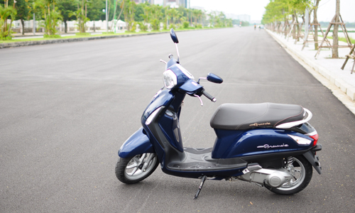 Tin tức trong ng&agrave;y 31/3: Sưng phồng mắt v&igrave; d&ugrave;ng khăn ướt tẩy trang