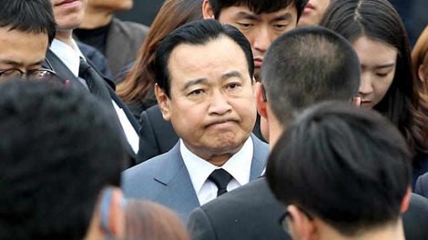 Thủ tướng H&agrave;n Quốc tuy&ecirc;n bố từ chức sau những c&aacute;o buộc tham nhũng, nhận hối lộ