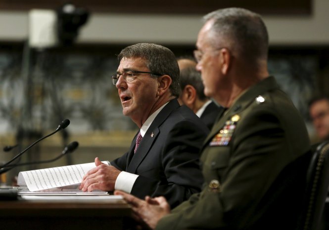 Bộ trưởng Quốc phòng Mỹ Ashton Carter sắp tới thăm một căn cứ gần Biển Đông trong tuần tới Bộ trưởng Quốc phòng Mỹ Ashton Carter sắp tới thăm một căn cứ gần Biển Đông trong tuần tới