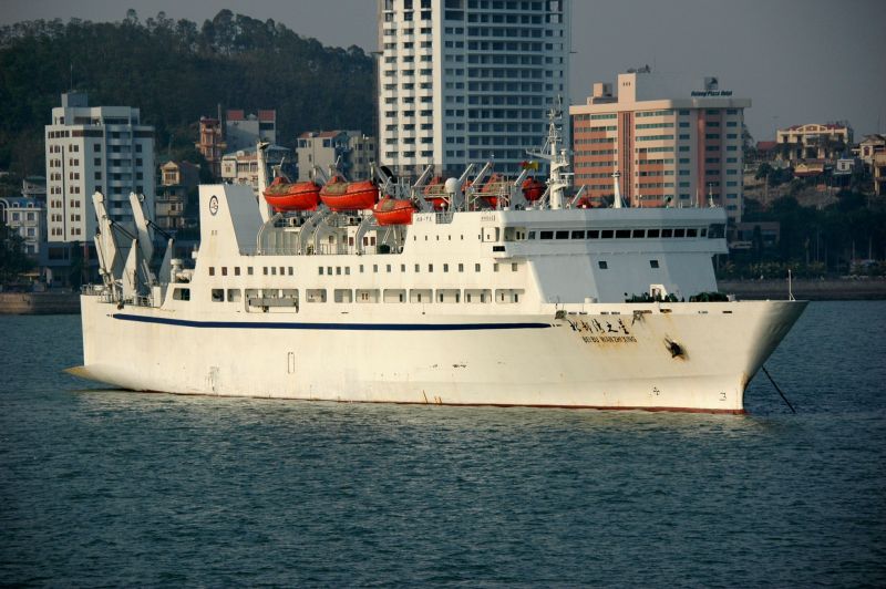 Trung Quốc li&ecirc;n tiếp c&oacute; những động th&aacute;i khiến t&igrave;nh h&igrave;nh Biển Đ&ocirc;ng &lsquo;tăng nhiệt&rsquo;, mới nhất l&agrave; việc điều t&agrave;u du lịch phi ph&aacute;p tới Ho&agrave;ng Sa