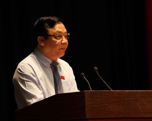Ph&oacute; Chủ tịch Quốc hội Huỳnh Ngọc Sơn ph&aacute;t biểu về t&igrave;nh h&igrave;nh Biển Đ&ocirc;ng hiện nay trong buổi tiếp x&uacute;c cử tri