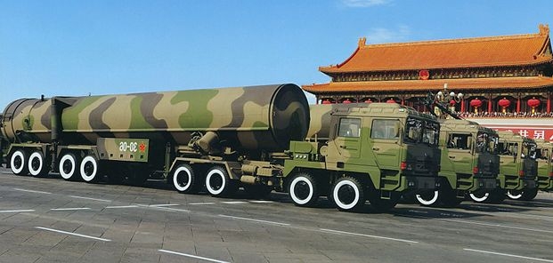 B&aacute;o Nhật Bản cho rằng Trung Quốc duyệt binh ho&agrave;nh tr&aacute;ng l&agrave; nhằm ph&ocirc; trương năng lực điều động ở Biển Đ&ocirc;ng, Hoa Đ&ocirc;ng
