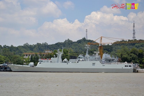 Trung Quốc triển khai t&agrave;u hộ vệ t&ecirc;n lửa ra Biển Đ&ocirc;ng