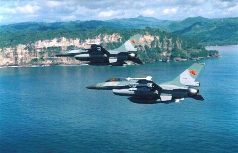 Trước t&igrave;nh h&igrave;nh Biển Đ&ocirc;ng hiện nay, Indonesia đang tăng qu&acirc;n khẩn cấp cho hướng Biển Đ&ocirc;ng