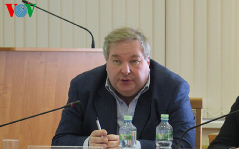 Trước những diễn biễn của t&igrave;nh h&igrave;nh Biển Đ&ocirc;ng hiện nay, học giả Dmitri Mosyakov cảnh b&aacute;o xung đột đ&atilde; mang t&iacute;nh chất mới