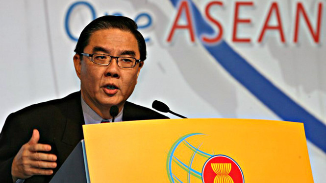Cựu tổng thư k&yacute; ASEAN Ong Keng Yong cho rằng nếu bản thỏa thuận về t&igrave;nh h&igrave;nh Biển Đ&ocirc;ng l&agrave; thật th&igrave; Campuchia v&agrave; L&agrave;o đ&atilde; &lsquo;qua mặt&rsquo; ASEAN