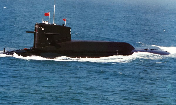 Việc Trung Quốc triển khai tàu ngầm hạt nhân tới khu vực tranh chấp sẽ khiến tình hình Biển Đông thêm căng thẳng Việc Trung Quốc triển khai tàu ngầm hạt nhân tới khu vực tranh chấp sẽ khiến tình hình Biển Đông thêm căng thẳng
