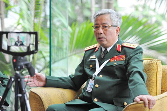 Với tư c&aacute;ch l&agrave; Trưởng đo&agrave;n Việt Nam, Thượng tướng Nguyễn Ch&iacute; Vịnh đ&atilde; c&oacute; nhiều ph&aacute;t biểu về t&igrave;nh h&igrave;nh Biển Đ&ocirc;ng hiện nay tại Shangri-La