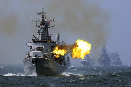 Trung Quốc thường xuy&ecirc;n đưa t&agrave;u hộ vệ, t&agrave;u t&ecirc;n lửa ra Biển Đ&ocirc;ng