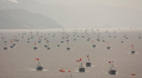 Số tàu cá Trung Quốc ở biển Đông, Hoa Đông có lúc lên tới hàng vạn Số tàu cá Trung Quốc ở biển Đông, Hoa Đông có lúc lên tới hàng vạn