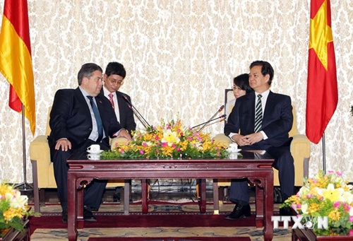 Ph&oacute; thủ tướng ki&ecirc;m Bộ trưởng Kinh tế v&agrave; Năng lượng Đức quan ngại về t&igrave;nh h&igrave;nh Biển Đ&ocirc;ng