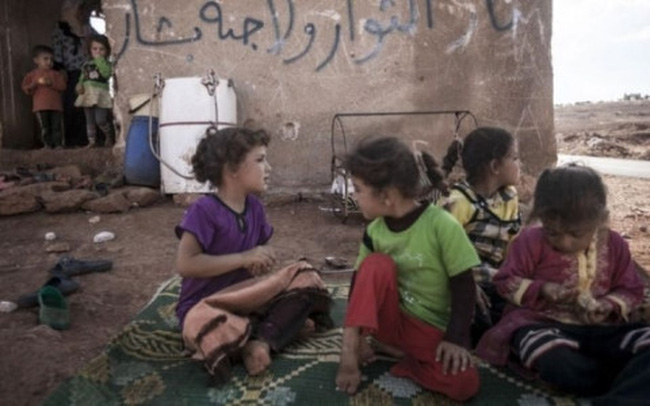 Nhiều khu vực bị bao v&acirc;y tại Syria vẫn chưa được viện trợ, theo tin tức mới c&acirc;̣p nh&acirc;̣t v&ecirc;̀ tình hình chi&ecirc;́n sự Syria 