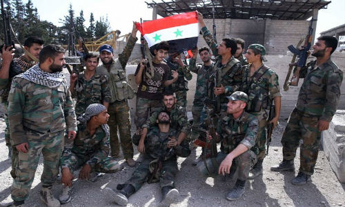 Binh sĩ qu&acirc;n đ&ocirc;̣i Syria