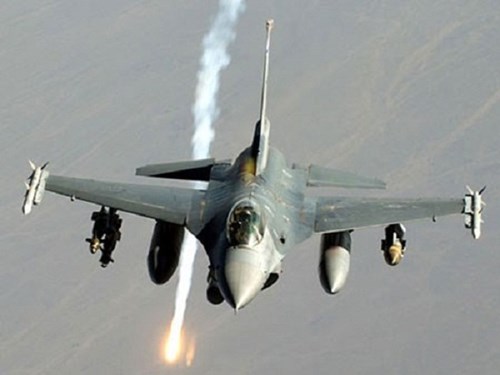 Tin tức mới c&acirc;̣p nh&acirc;̣t v&ecirc;̀ tình hình chi&ecirc;́n sự Syria đưa tin ti&ecirc;m k&iacute;ch F-16 của kh&ocirc;ng qu&acirc;n Mỹ sẽ tham gia kh&ocirc;ng k&iacute;ch diệt IS tại Syria