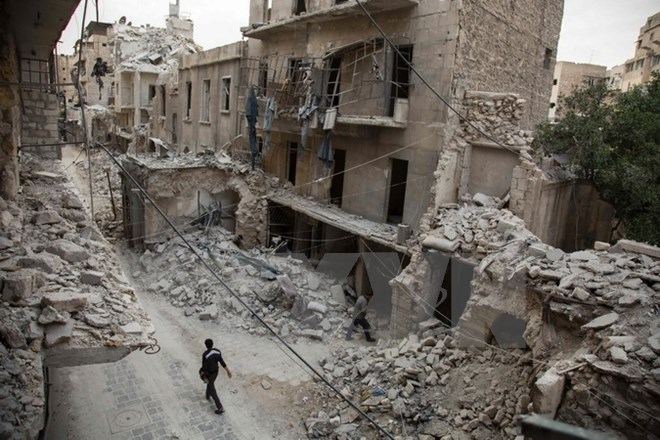 Cảnh đổ n&aacute;t sau c&aacute;c cuộc giao tranh tại th&agrave;nh phố Aleppo, theo tình hình chi&ecirc;́n sự Syria mới nh&acirc;́t 