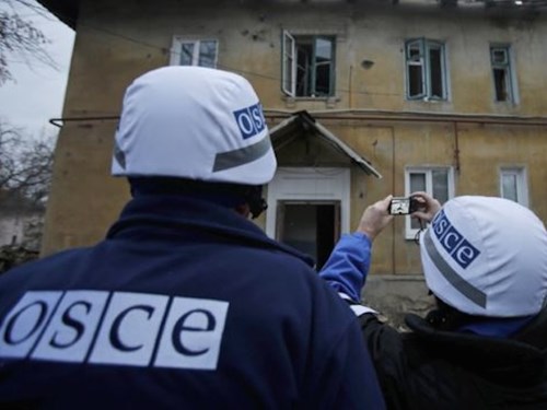 Nga muốn OSCE tăng cường số quan s&aacute;t vi&ecirc;n tại miền Đ&ocirc;ng Ukraine