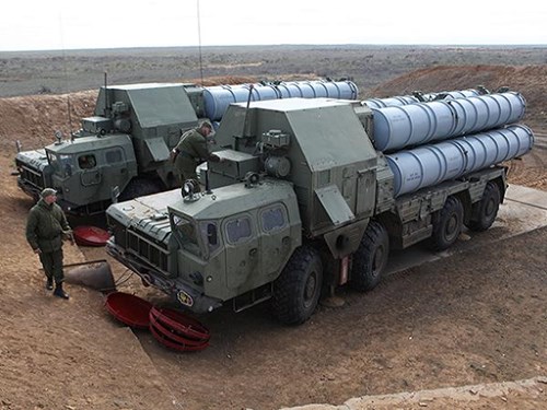 Ukraine triển khai t&ecirc;n lửa S-300 tới Odessa c&oacute; thể l&agrave;m gia tăng căng thẳng với Nga 