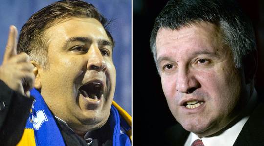 &Ocirc;ng Mikheil Saakashvili (tr&aacute;i) v&agrave; Arsen Avakov (phải)