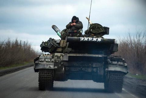 Tình hình Ukraine mới nhất cho biết NATO sôi sục cảnh báo quân ly khai Ukraine Tình hình Ukraine mới nhất cho biết NATO sôi sục cảnh báo quân ly khai Ukraine