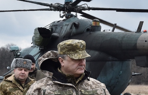 T&igrave;nh h&igrave;nh Ukraine mới nhất cho biết Tổng thống Ukraine thừa nhận Kiev kh&ocirc;ng thể lấy lại Donbass bằng vũ lực