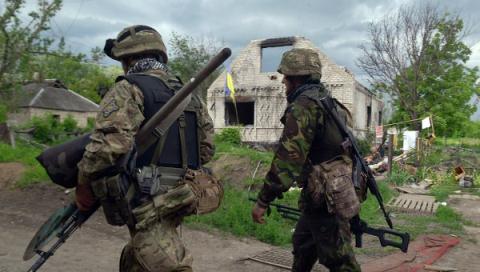 T&igrave;nh h&igrave;nh Ukraine mới nhất cho biết Ukraine c&oacute; dấu hiệu nhượng bộ ở Donbass