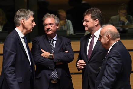 T&igrave;nh h&igrave;nh Ukraine mới nhất cho biết EU gia hạn trừng phạt Nga th&ecirc;m 6 th&aacute;ng 