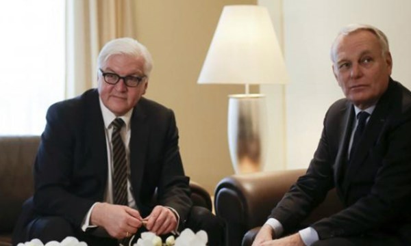 T&igrave;nh h&igrave;nh Ukraine mới nhất cho biết Đức v&agrave; Ph&aacute;p quyết '&eacute;p' Ukraine cải c&aacute;ch để thi h&agrave;nh thỏa thuận Minsk