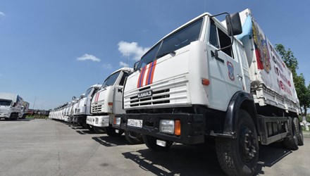 Tình hình Ukraine mới nhất cho biết Nga gửi đoàn xe viện trợ thứ 50 tới Ukraine Tình hình Ukraine mới nhất cho biết Nga gửi đoàn xe viện trợ thứ 50 tới Ukraine