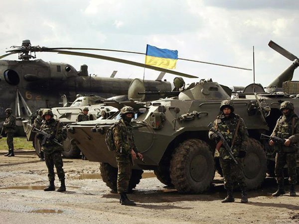 T&igrave;nh h&igrave;nh Ukraine mới nhất: Qu&acirc;n nh&acirc;n Ukraine được ch&iacute;nh phủ y&ecirc;u cầu tới chiến đấu ở miền đ&ocirc;ng