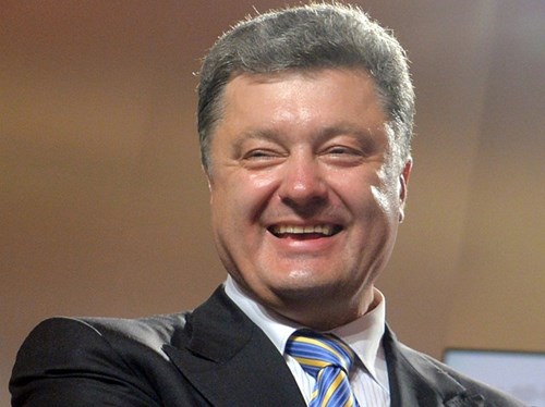 Thu nhập ch&iacute;nh thức của Tổng thống Ukraine Petro  Poroshenko đ&atilde; tăng l&ecirc;n gấp 8 lần sau một năm nắm quyền