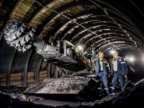 Ukraine lại 'li&ecirc;u xi&ecirc;u' v&igrave; Nga - trả đũa bằng việc chặn nguồn cung gas v&agrave; than