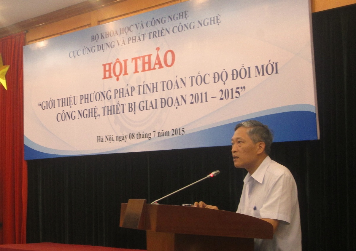Thứ trưởng Bộ Khoa học v&agrave; C&ocirc;ng nghệ Trần Văn T&ugrave;ng