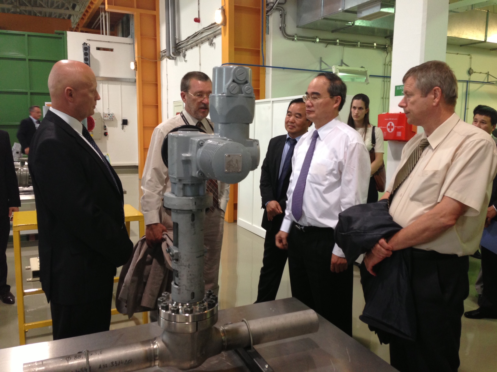 Tin tức khoa học công nghệ mới nhất hôm nay ngày 8/11: Hungary truyền đạt kinh nghiệm vận hành điện hạt nhân cho Việt Nam