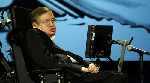 Stephen Hawking l&agrave; nh&agrave; to&aacute;n học v&agrave; vật l&yacute; nổi tiếng thế giới với c&aacute;c c&ocirc;ng tr&igrave;nh nghi&ecirc;n cứu về hố đen vũ trụ