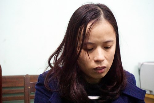 Đối tượng Th&ugrave;y tỏ ra rất &acirc;n hận tại cơ quan c&ocirc;ng an