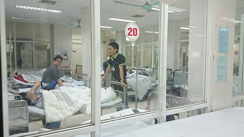 Nguy&ecirc;n nh&acirc;n dẫn đến một số kh&aacute;ch h&agrave;ng v&agrave; nh&acirc;n vi&ecirc;n si&ecirc;u BigC The Garden bị ngất l&agrave; do xăng ở c&aacute;c xe m&aacute;y bốc ra