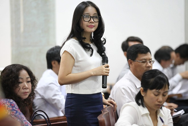 B&agrave; Lan đ&atilde; c&oacute; hơn 17 năm kinh nghiệm trong lĩnh vực t&agrave;i ch&iacute;nh