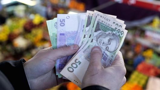 Kiev chỉ c&ograve;n 6,42 tỷ USD dự trữ ngoại tệ, trong khi ch&iacute;nh phủ n&agrave;y kh&ocirc;ng c&ograve;n một nguồn thu n&agrave;o