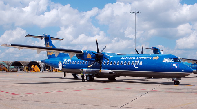 Máy bay Vietnam Airlines đã tránh được việc suýt va chạm trên đường băng sân bay QuảngChâu Máy bay Vietnam Airlines đã tránh được việc suýt va chạm trên đường băng sân bay QuảngChâu